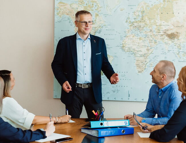 O spoločnosti Eluma Trans